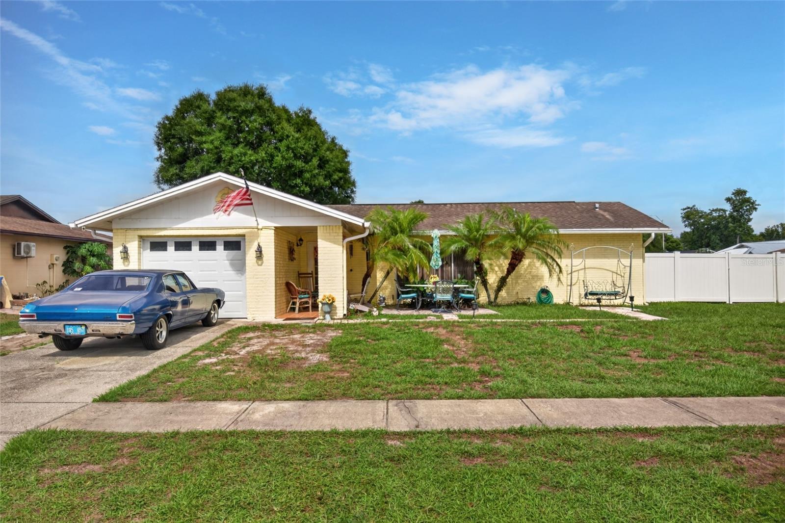Located in Carrollwood Meadows, this 3Bd, 2Bth, Plus Bonus Room, 1Car Garage.  Large .25 Acre Lot.  Pool added in 2019.  Kitchen remodeled in 2020. Centrally located.  Close to shopping and dining.  Hurry, this one won't last.