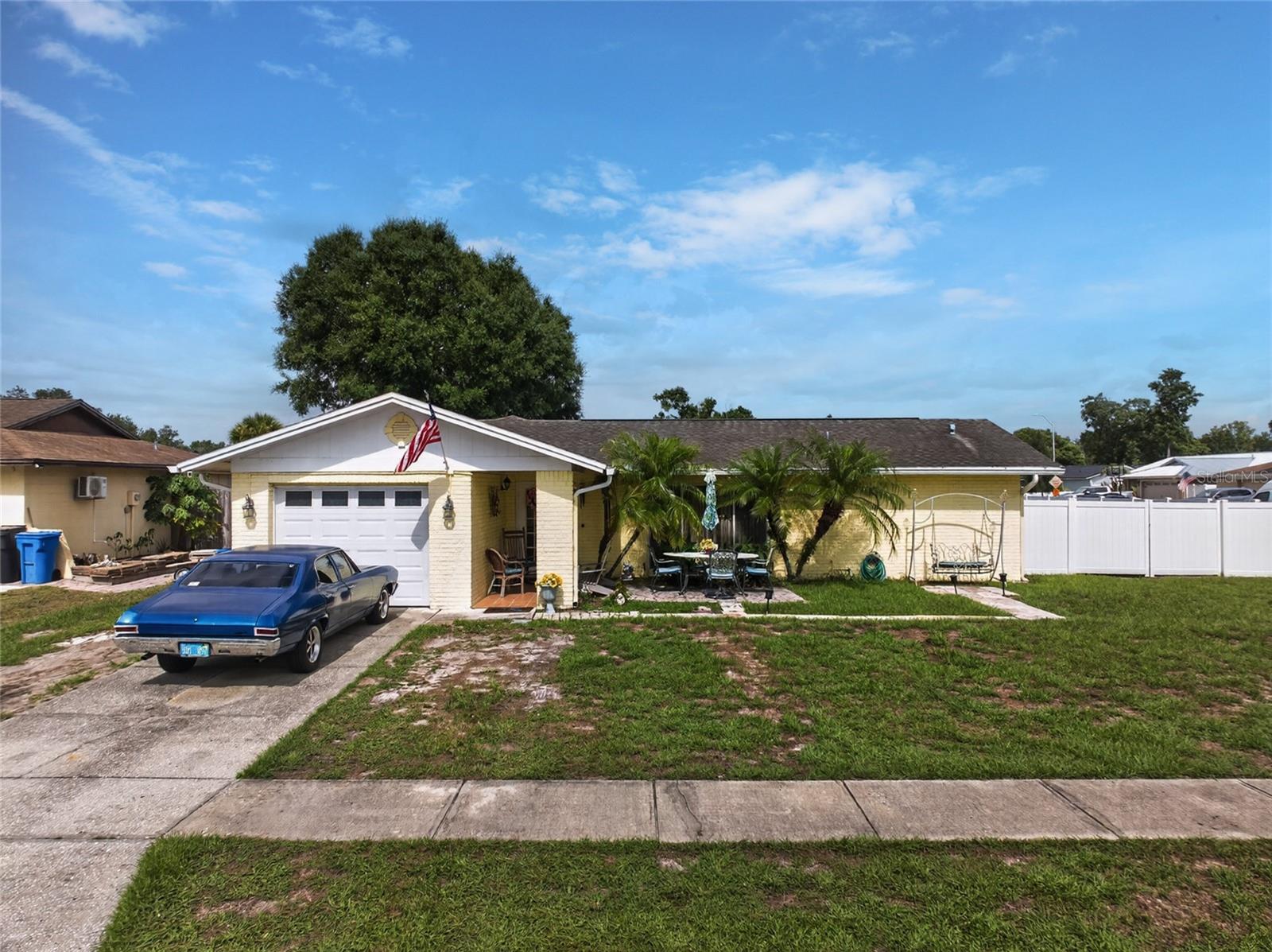 CARROLLWOOD MEADOWS UNIT II SE - Residential