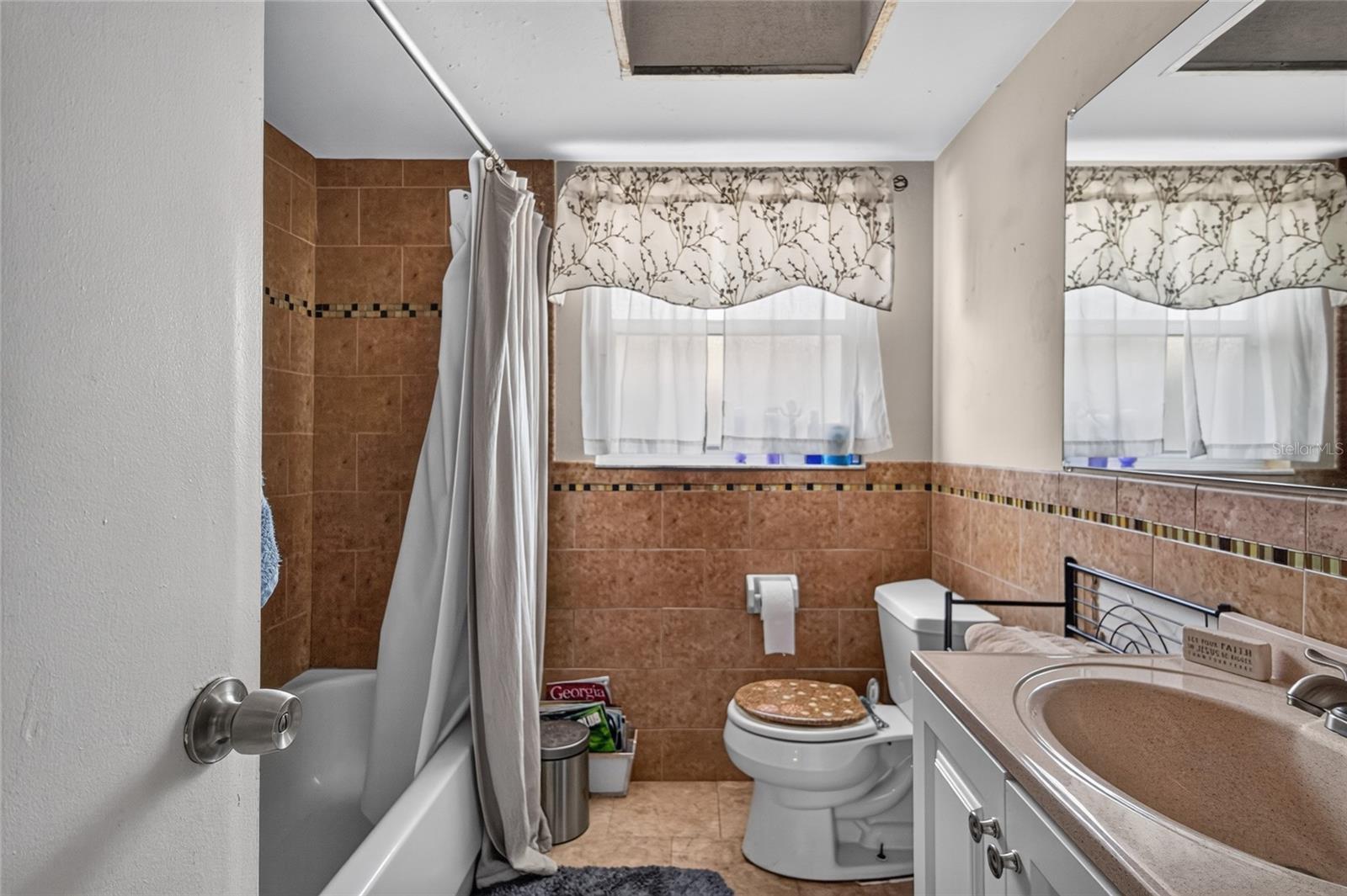 CARROLLWOOD MEADOWS UNIT II SE - Residential