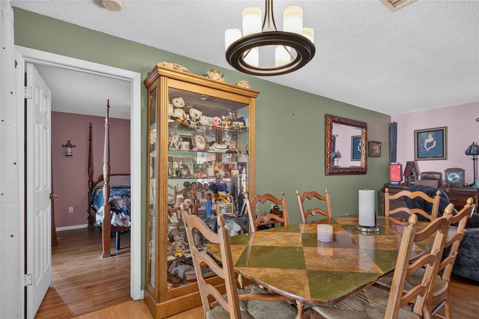 CARROLLWOOD MEADOWS UNIT II SE - Residential