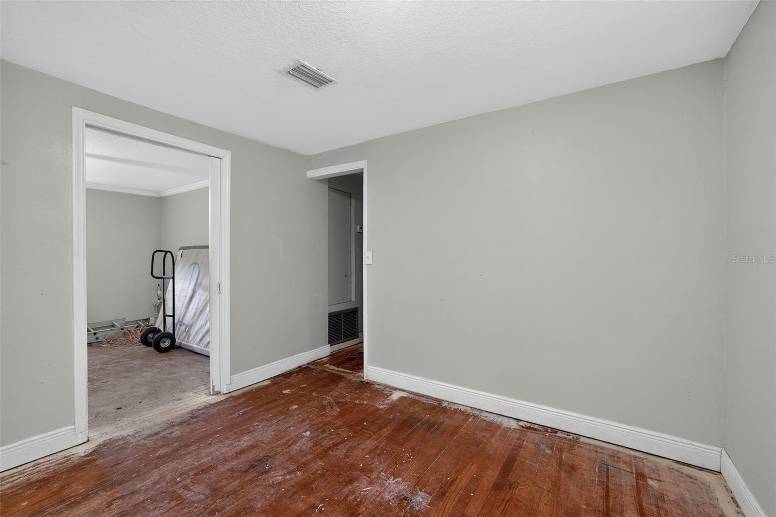 UNPLATTED - Residential