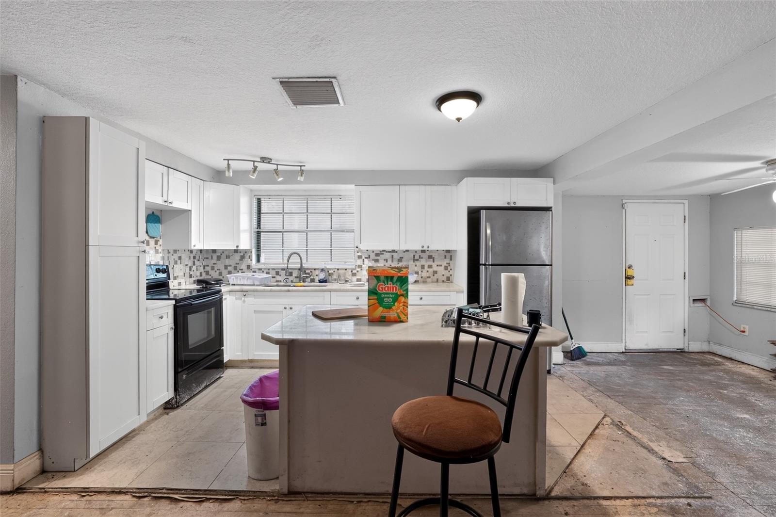 UNPLATTED - Residential