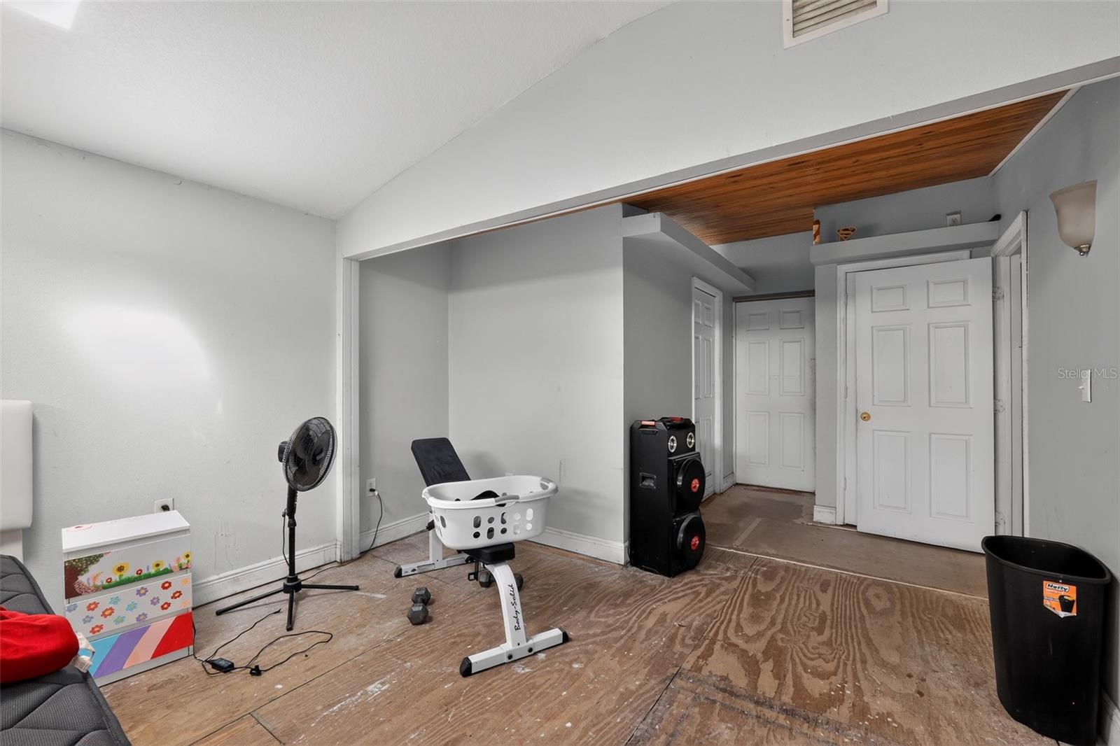 UNPLATTED - Residential