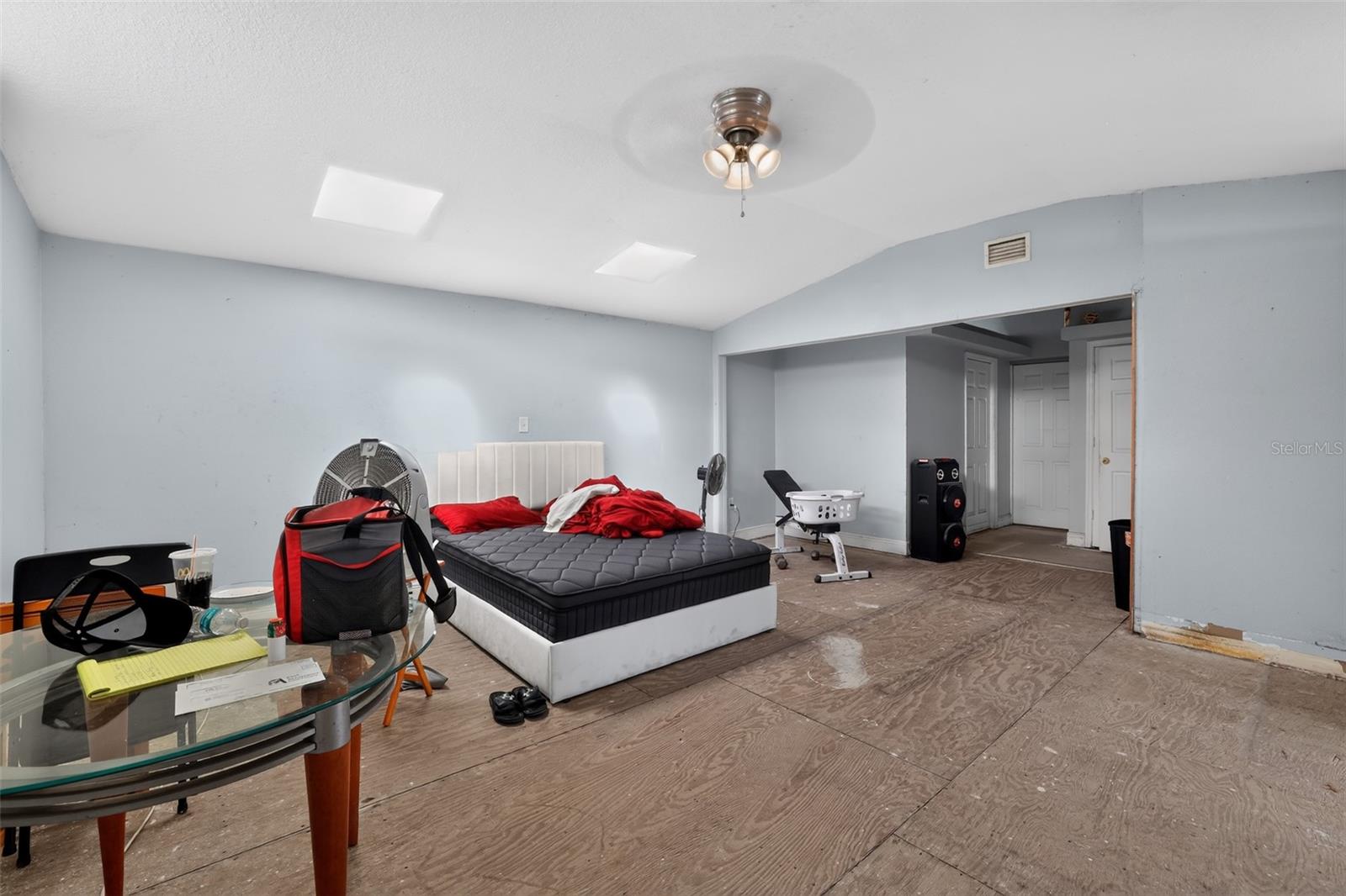 UNPLATTED - Residential
