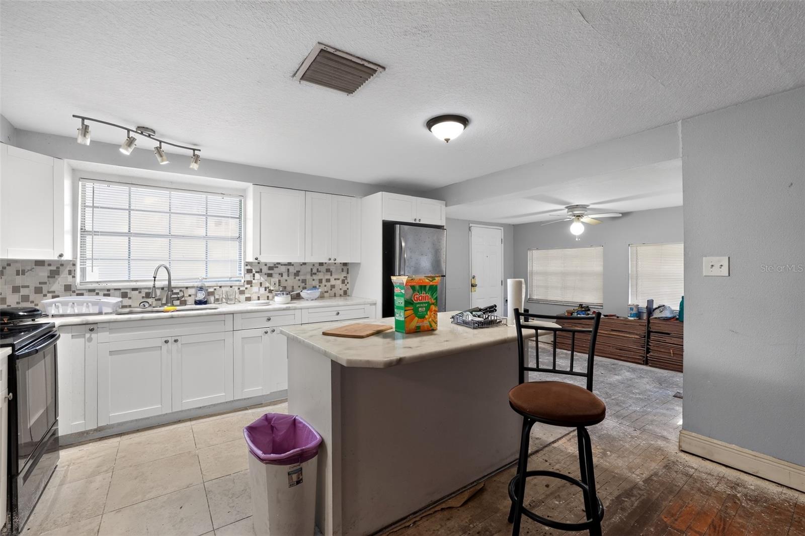 UNPLATTED - Residential