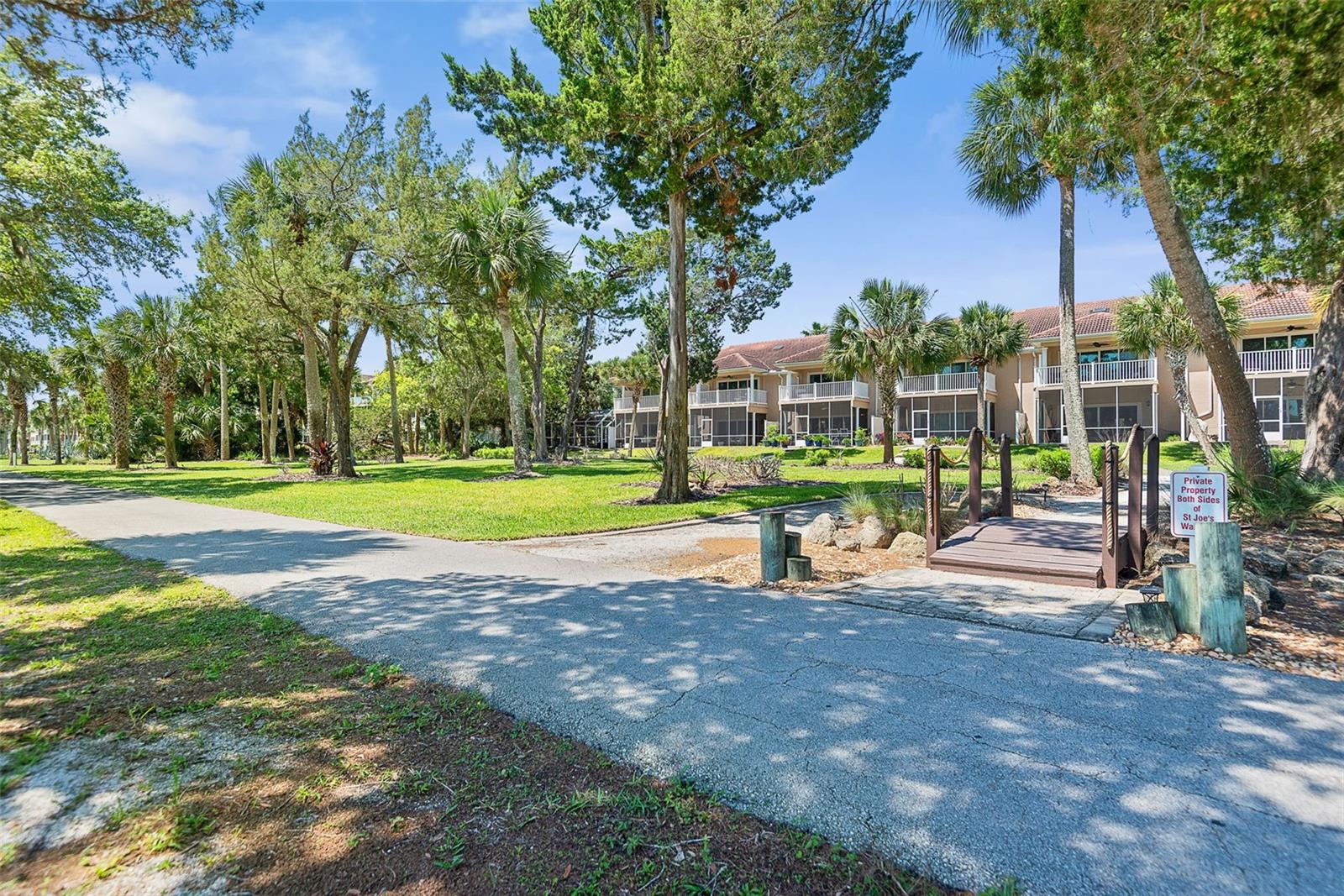 HARBOR SIDE VILLAGE II CONDO - Residential