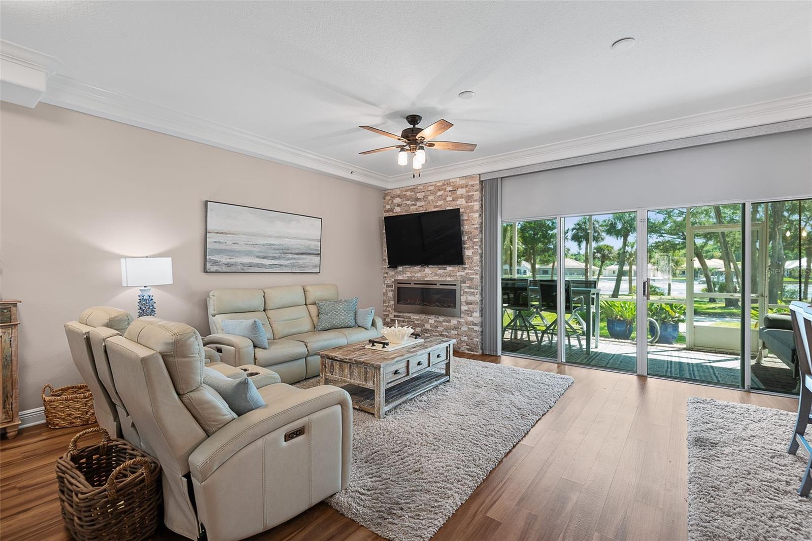 HARBOR SIDE VILLAGE II CONDO - Residential