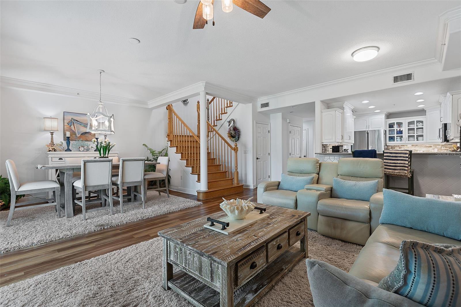 HARBOR SIDE VILLAGE II CONDO - Residential