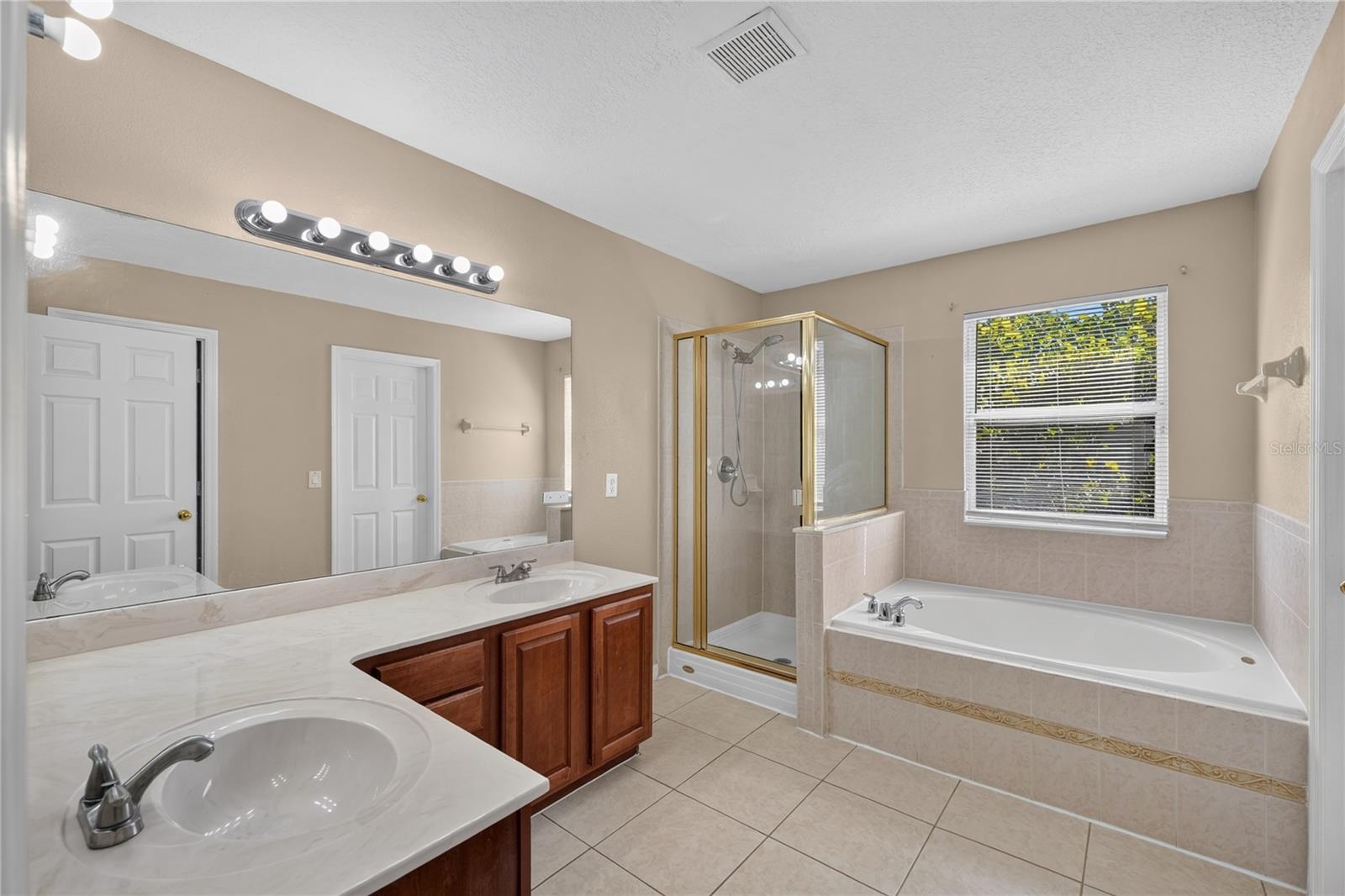 JOHNS LANDING PH 2 - Residential