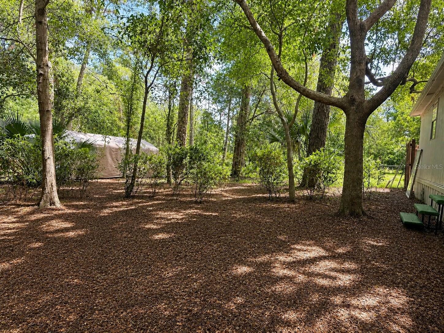 HOLIDAY ACRES UNIT 01 - Residential