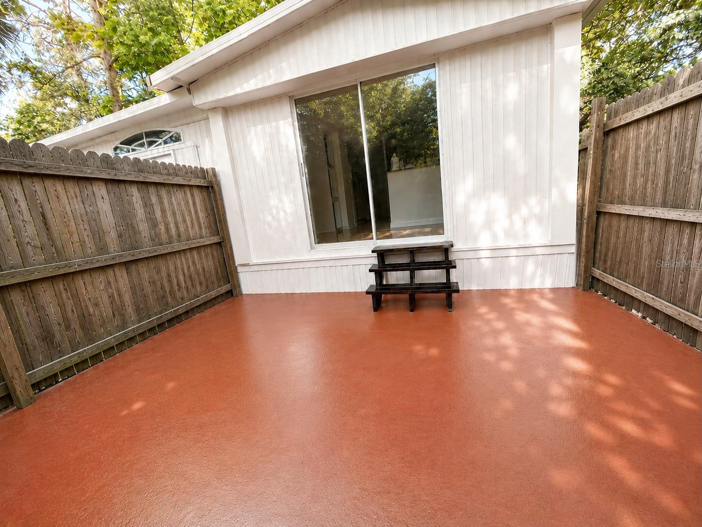 HOLIDAY ACRES UNIT 01 - Residential