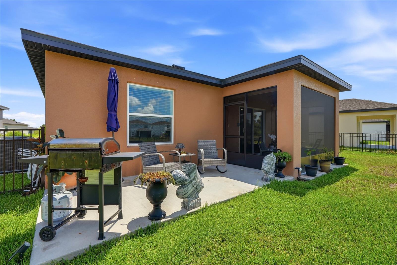 SUMMERWOODS - Residential