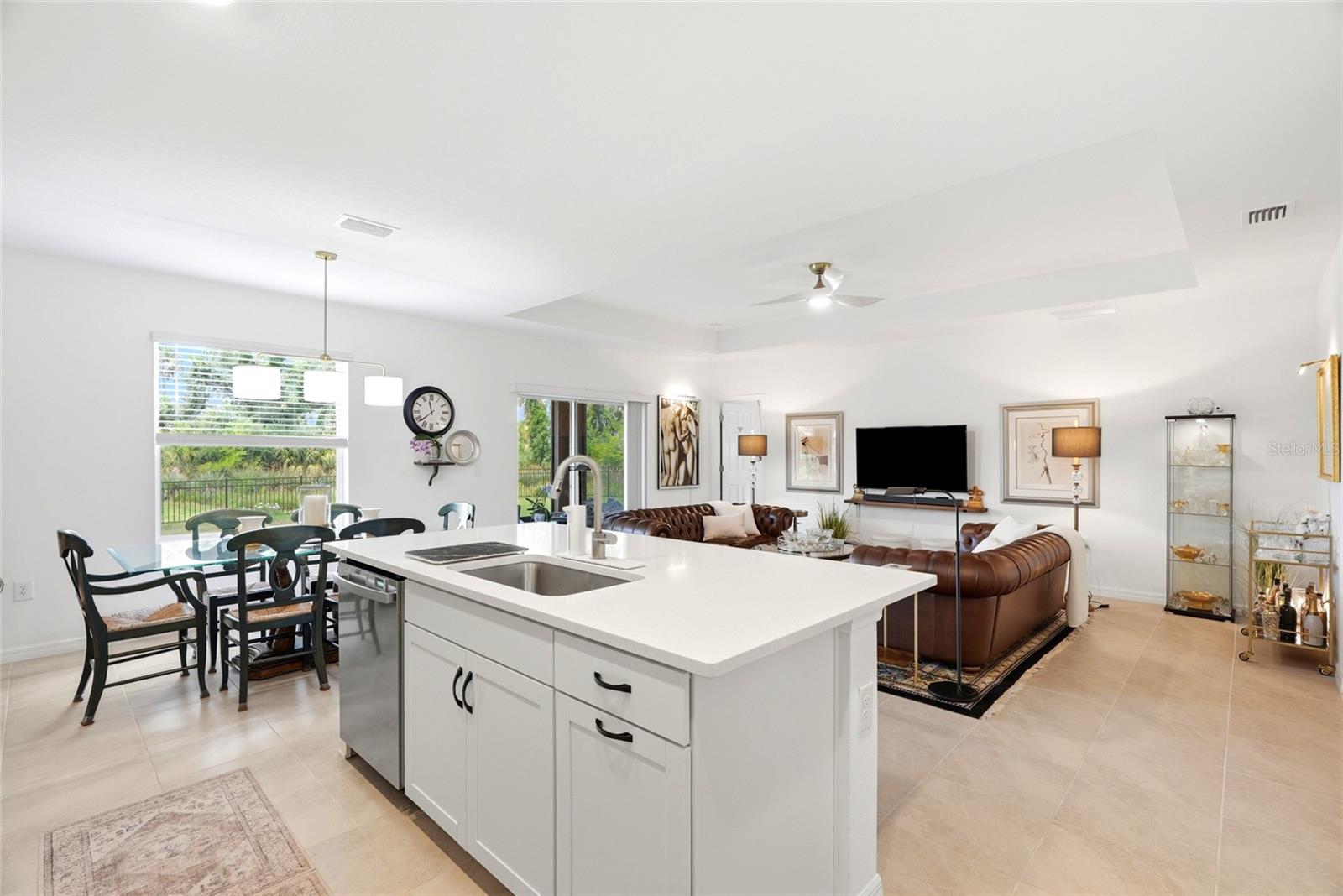 SUMMERWOODS - Residential