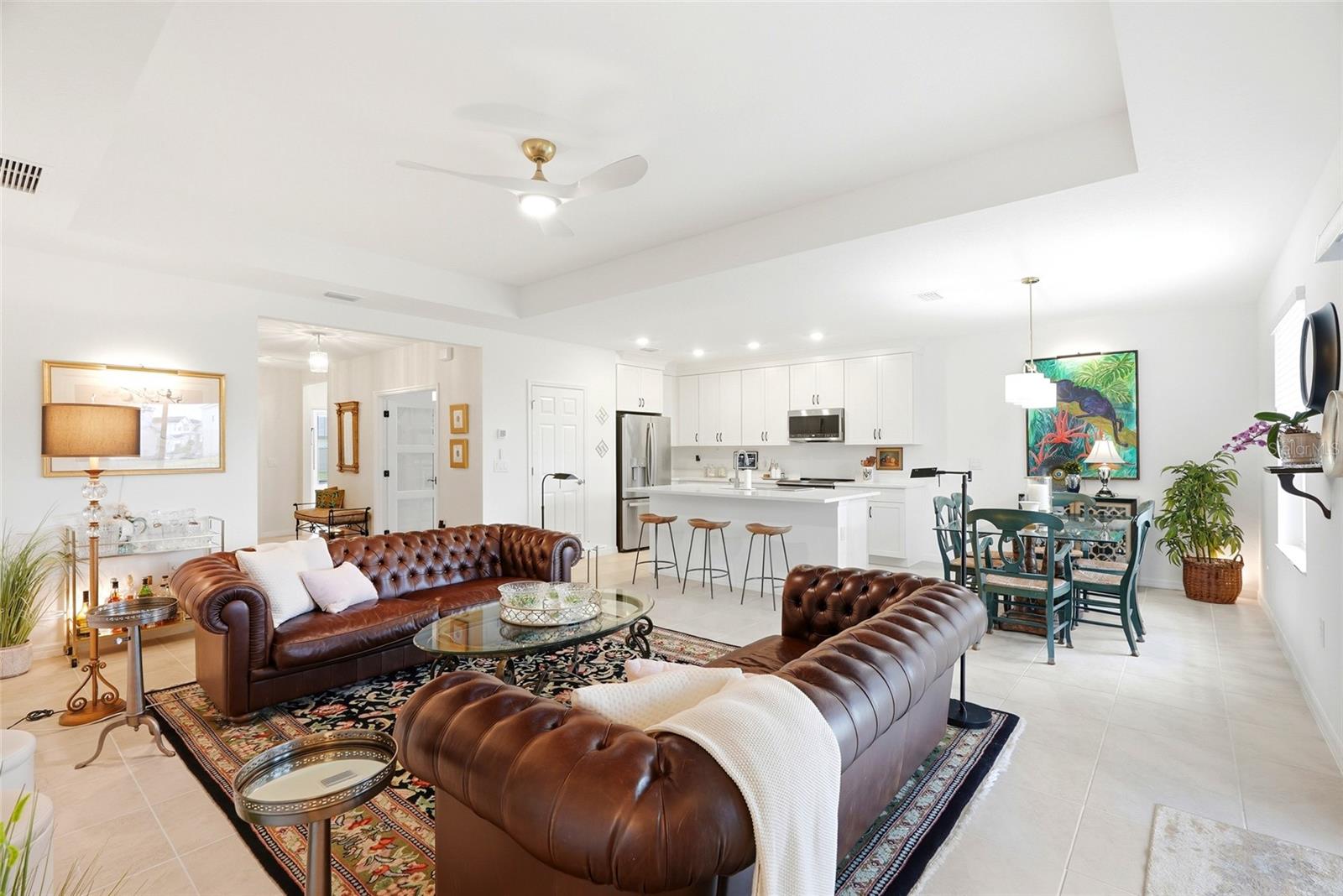 SUMMERWOODS - Residential