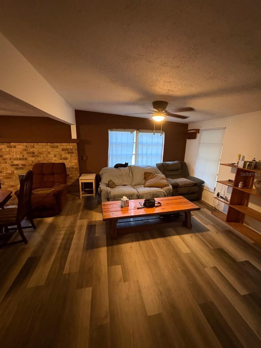 ACREAGE - Residential