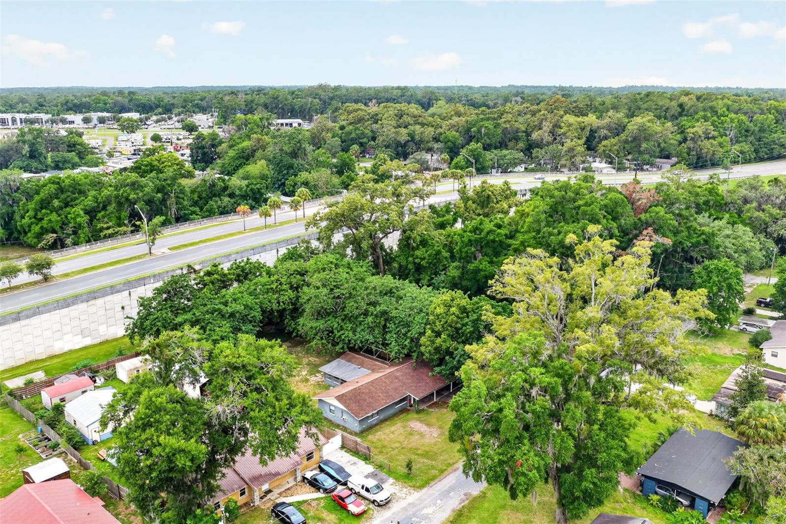FOREST HILLS - Residential