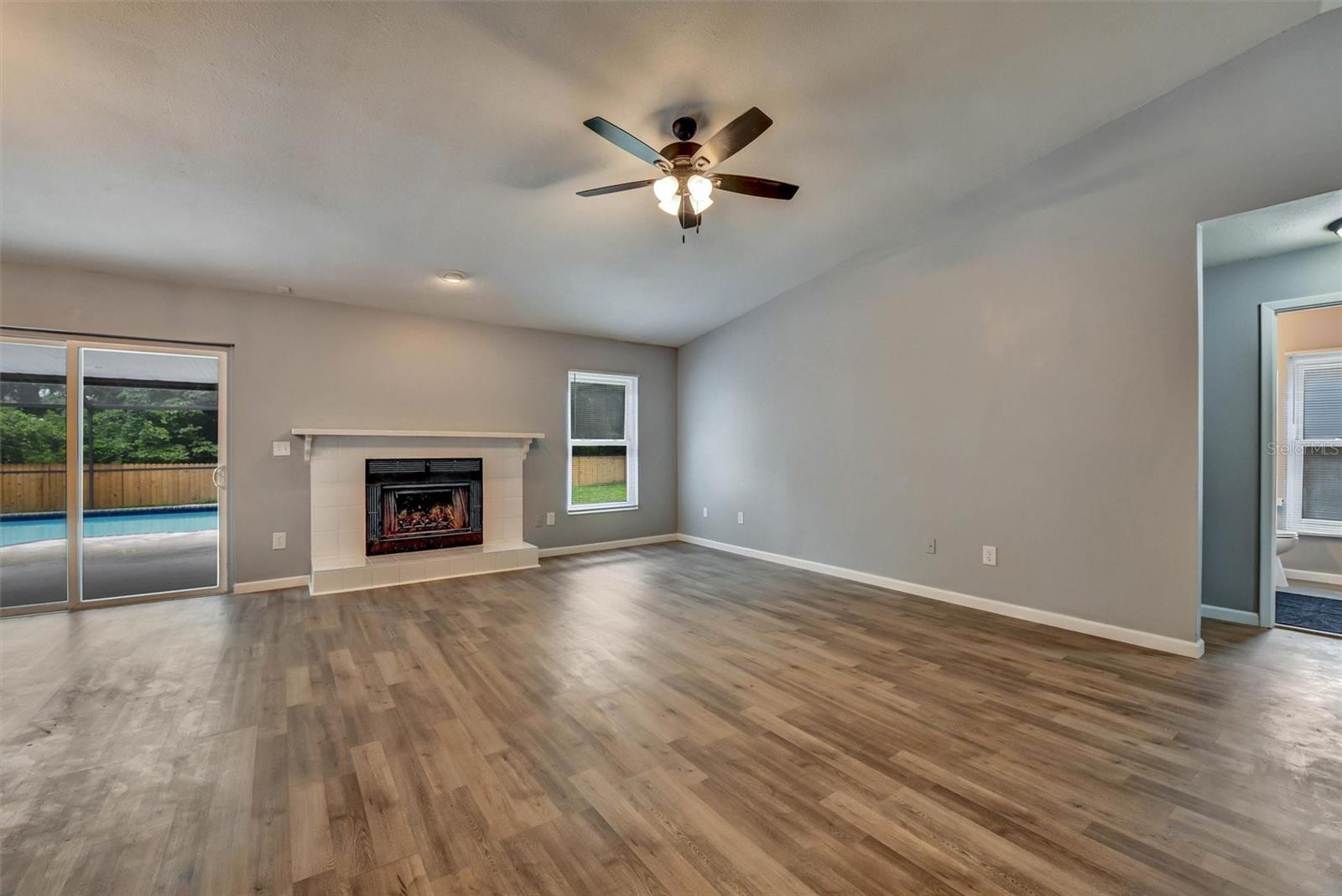 CARROLLWOOD MEADOWS UNIT VII P - Residential