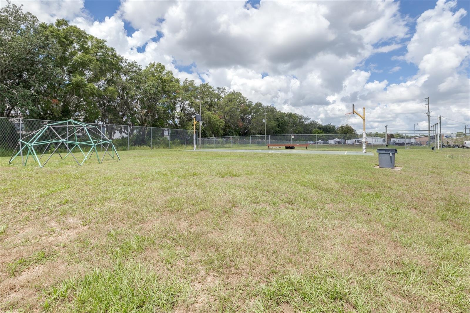 TIMBER LAKE ESTATES - Residential