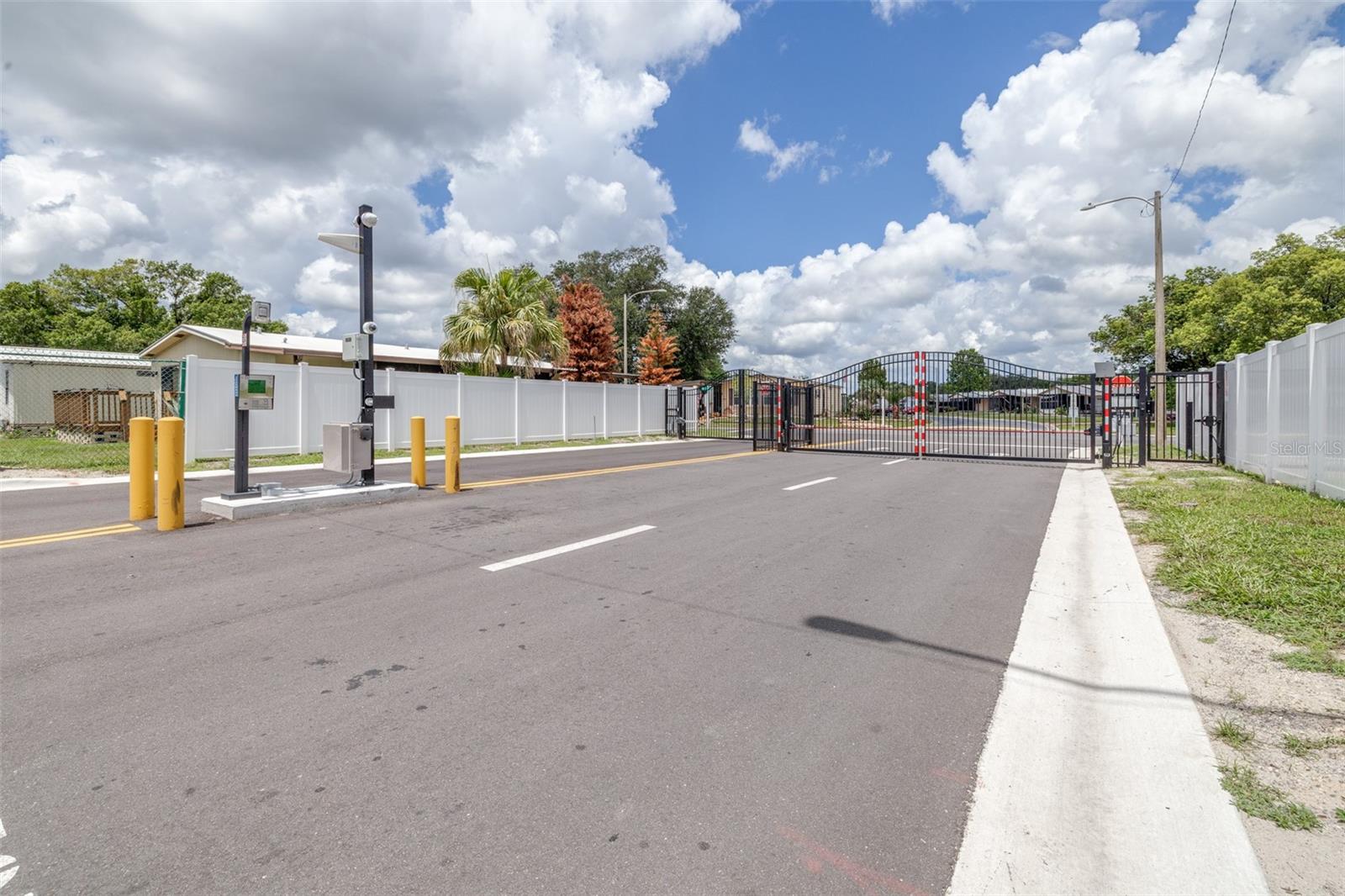 TIMBER LAKE ESTATES - Residential