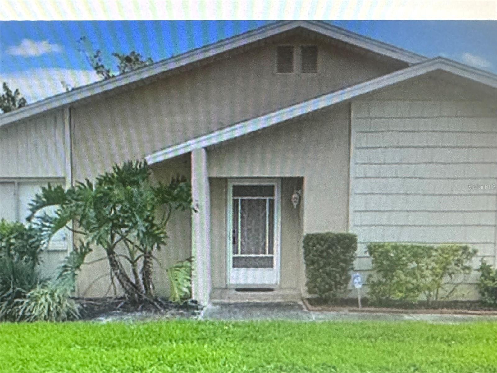 ** Don't Wait ** This 2/2 Villa in Mariners Pass is waiting for you! RESTORATION IN PROGRESS - READY FOR IT'S NEXT CHAPTER. Thanks to the Community's MASTER FLOOD POLICY, a HIGH QUALITY REBUILD in already underway with COMPLETION EXPECTED BY SEPTEMBER 30th.
UPDATES INCLUDE: BRAND-NEW HOT WATER HEATER & A/C, NEW KITCHEN APPLIANCES & UPDATED LOWER KITCHEN CABINETS, FRESH INTERIOR PAINT, TIM & DOORS & UPGRADED BATHROOM FIXTURES. This home features: ONE - STORY OPEN PLAN LAYOUT for effortless living, A FENCED IN BACKYARD OASIS, for relaxing or entertaining. The COMMUNNITY AMENITIES include: GUEST PARKING, TWO POOL (one heated!) THREE COMMUNITY DOCKS. The HOA covers WATER, SEWER,TRASH, INTERNET, CABLE TV, INSURANCE, EXTERIOR MAINTENANCE & much more!! COME SEE FOR YOURSELF!!
