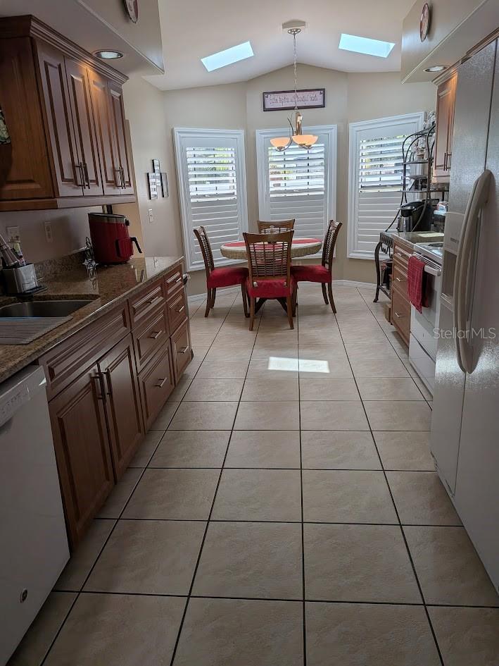 AMBERWOOD ESTATES - Residential