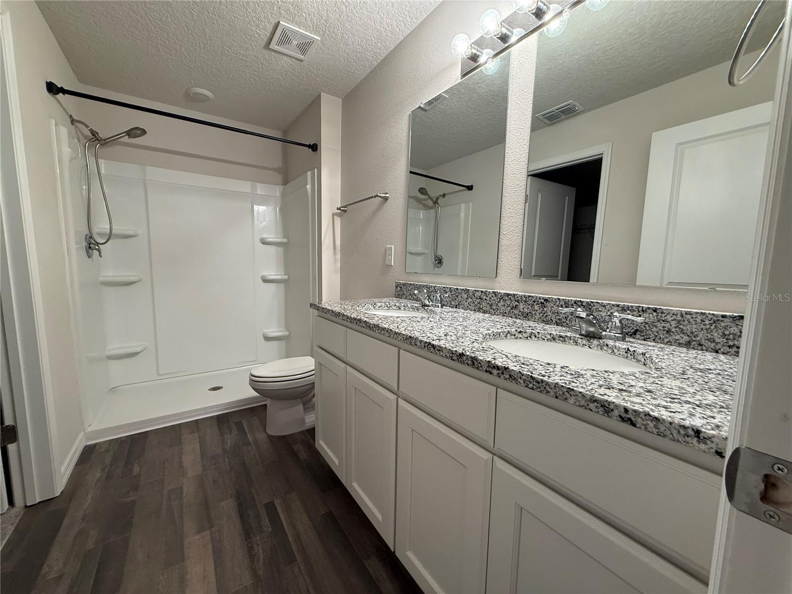 CITRUS SPGS UNIT 08 - Residential