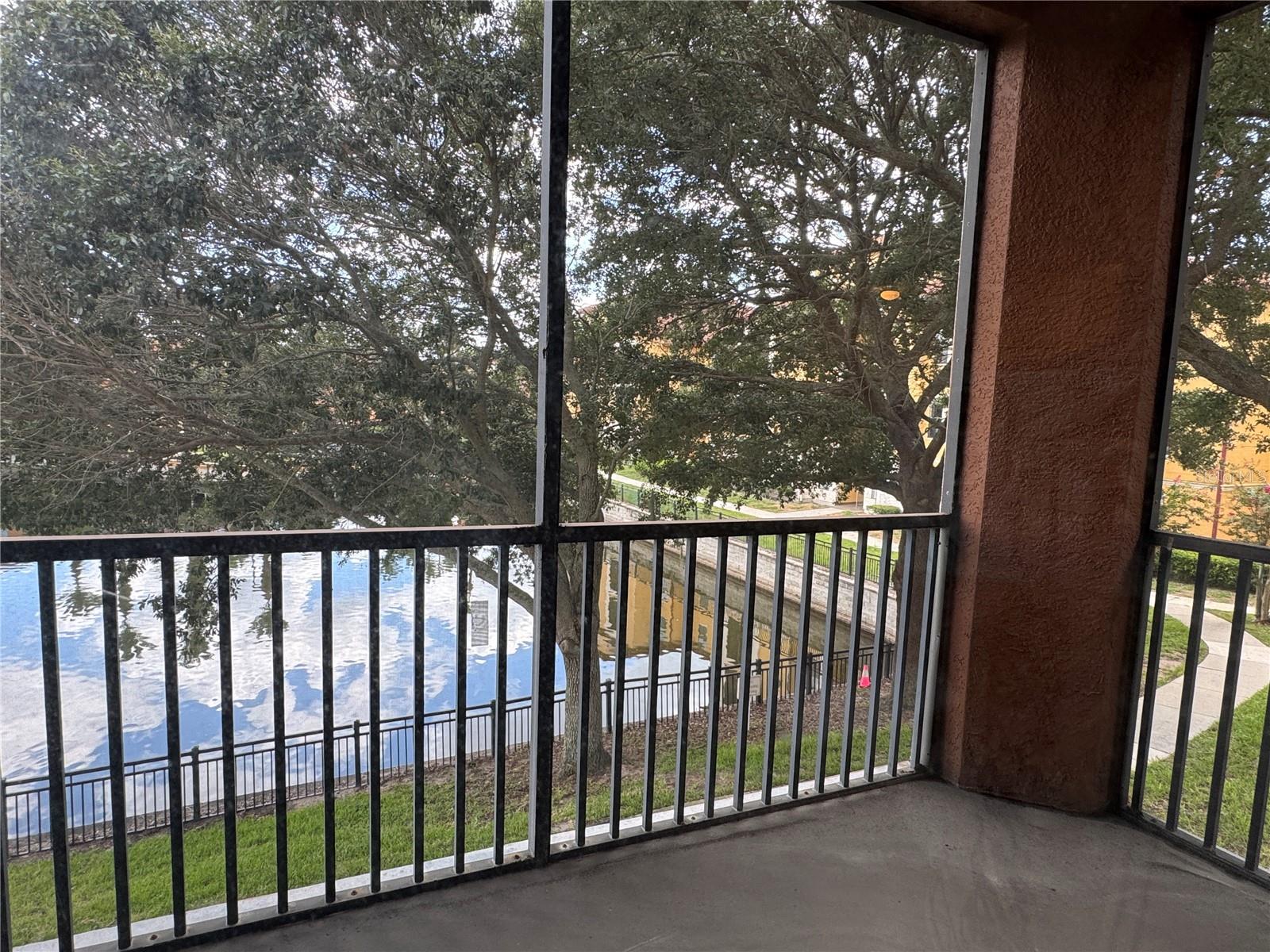 SERENATA CONDO - Residential