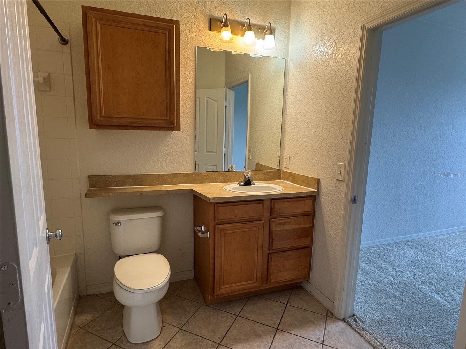 SERENATA CONDO - Residential