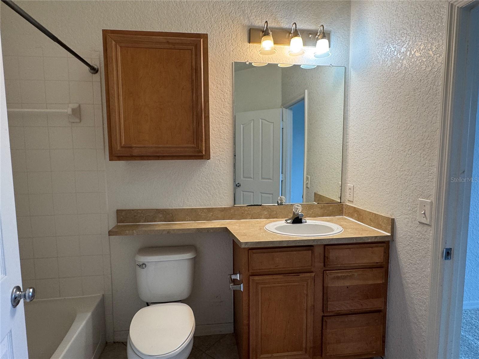 SERENATA CONDO - Residential