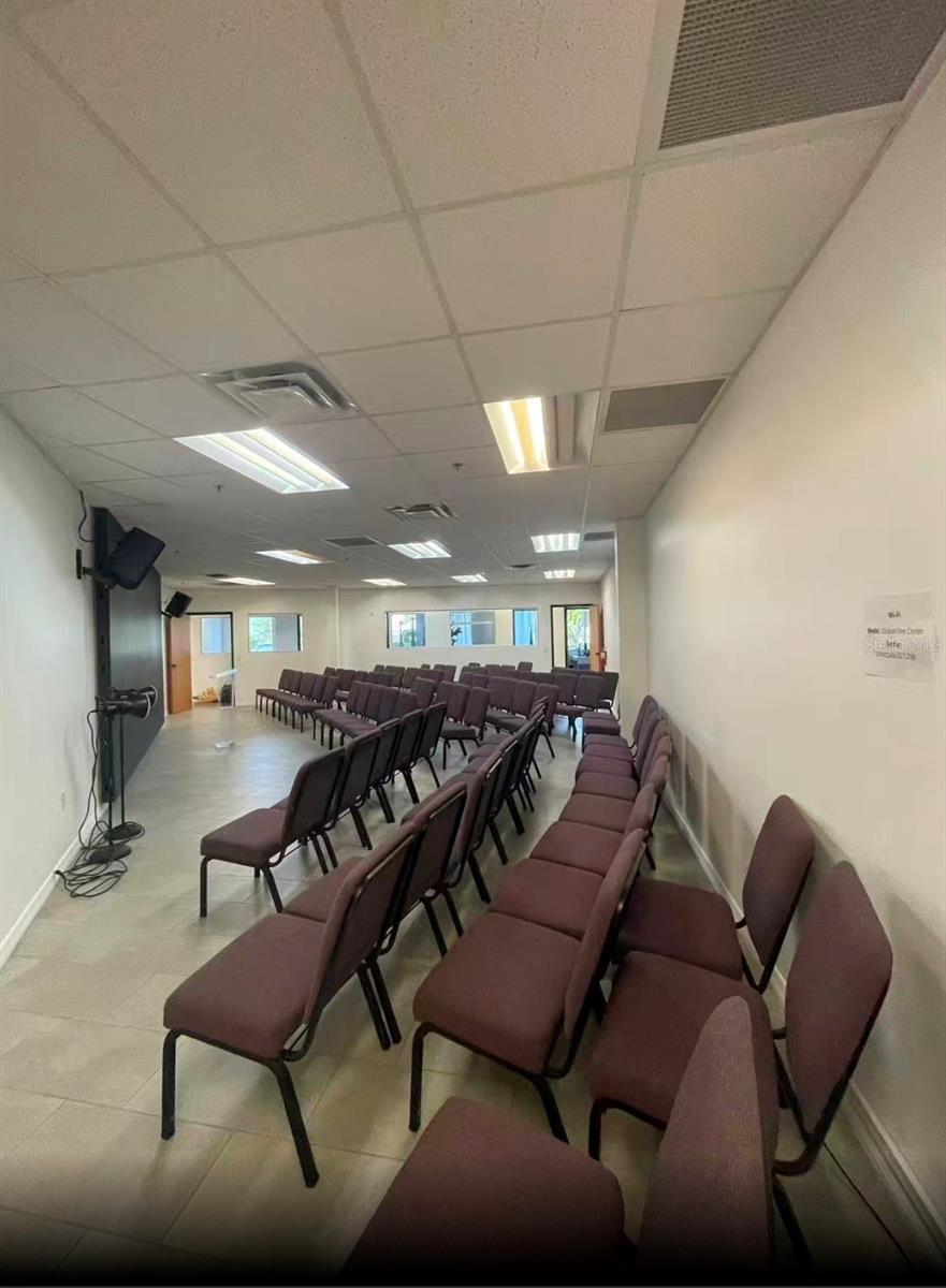 DREWTINA COMMERCE CENTER - Commercial Sale