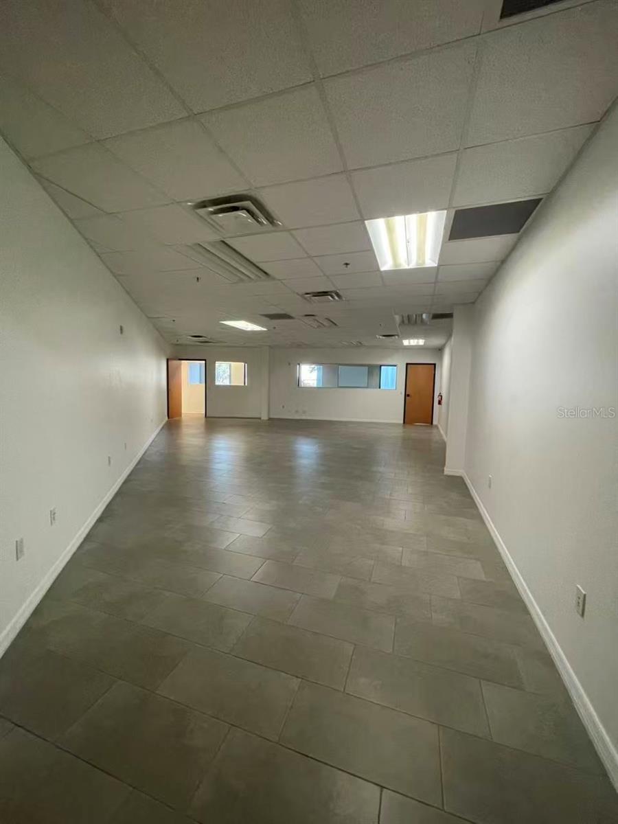 DREWTINA COMMERCE CENTER - Commercial Sale