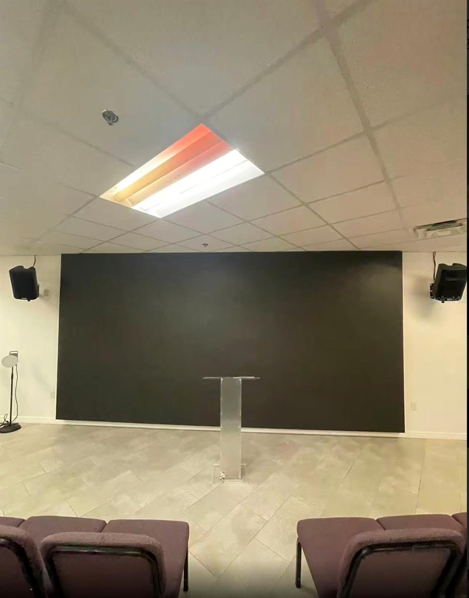 DREWTINA COMMERCE CENTER - Commercial Sale