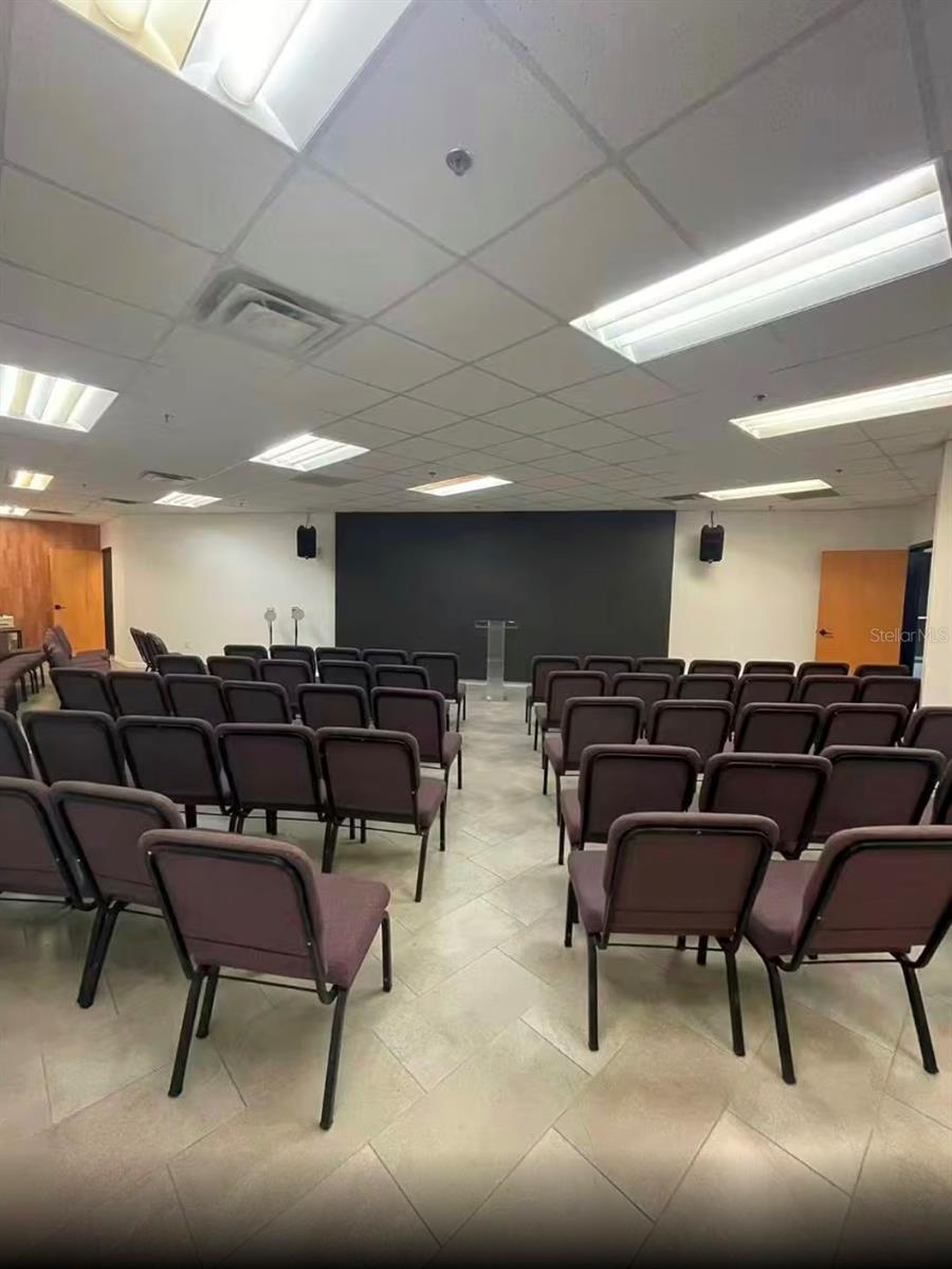 DREWTINA COMMERCE CENTER - Commercial Sale