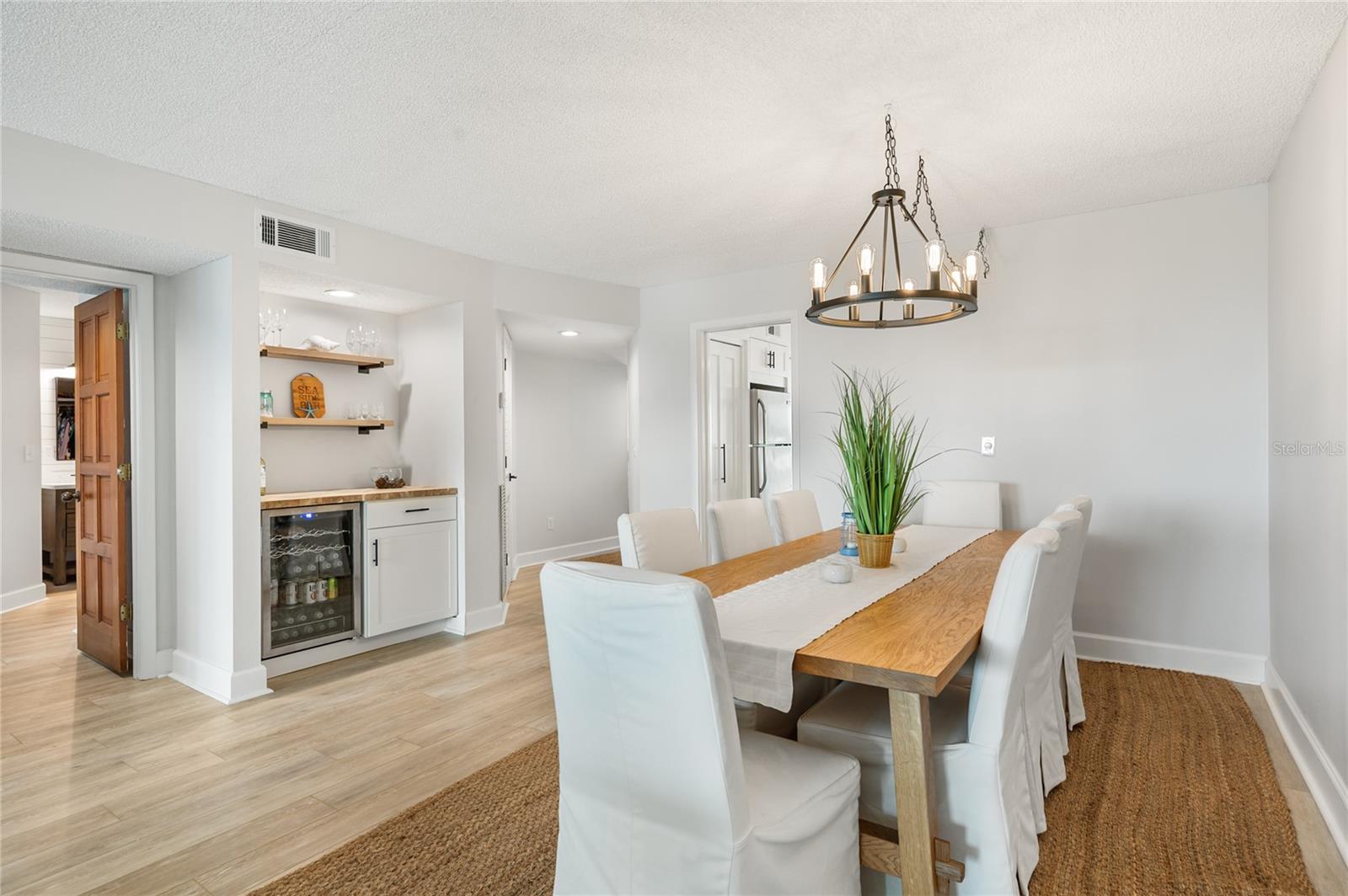 SUMMER SANDS - Residential