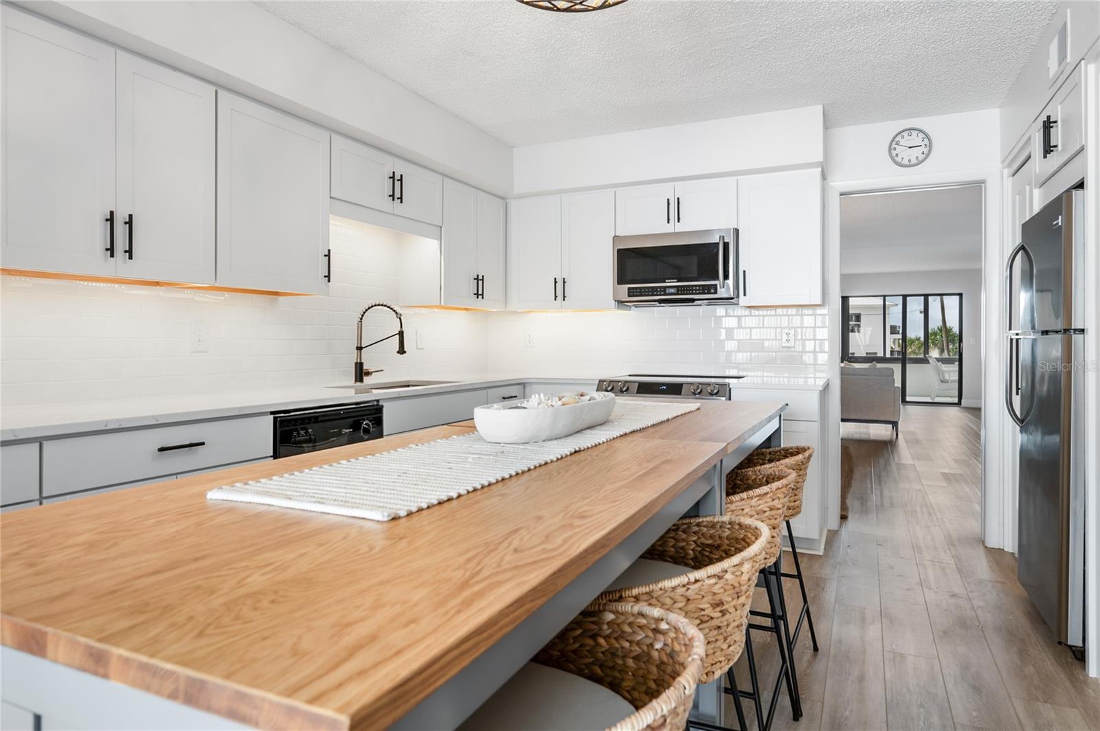 SUMMER SANDS - Residential