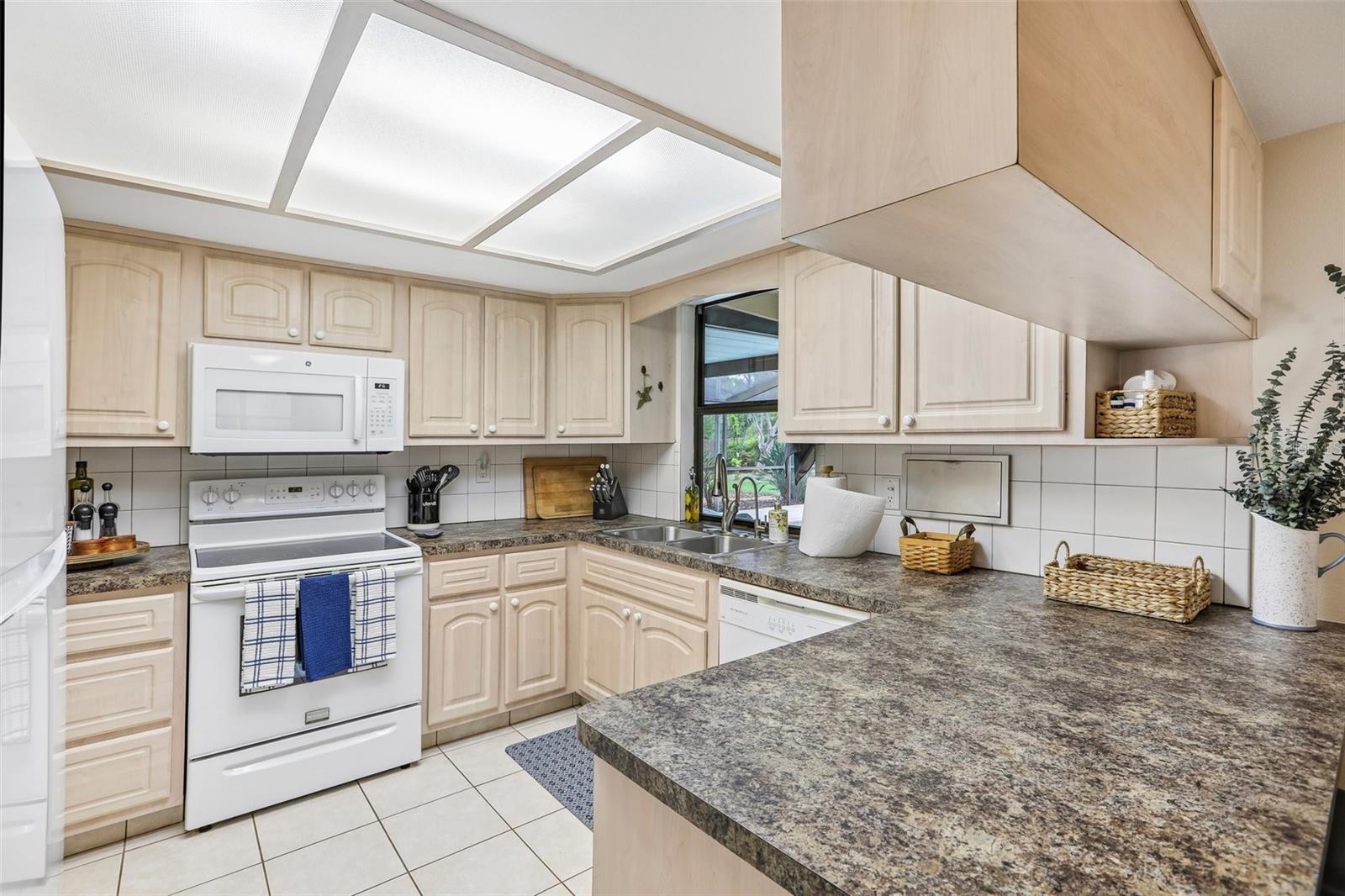KEYSTONE PARK COLONY A REP - Residential