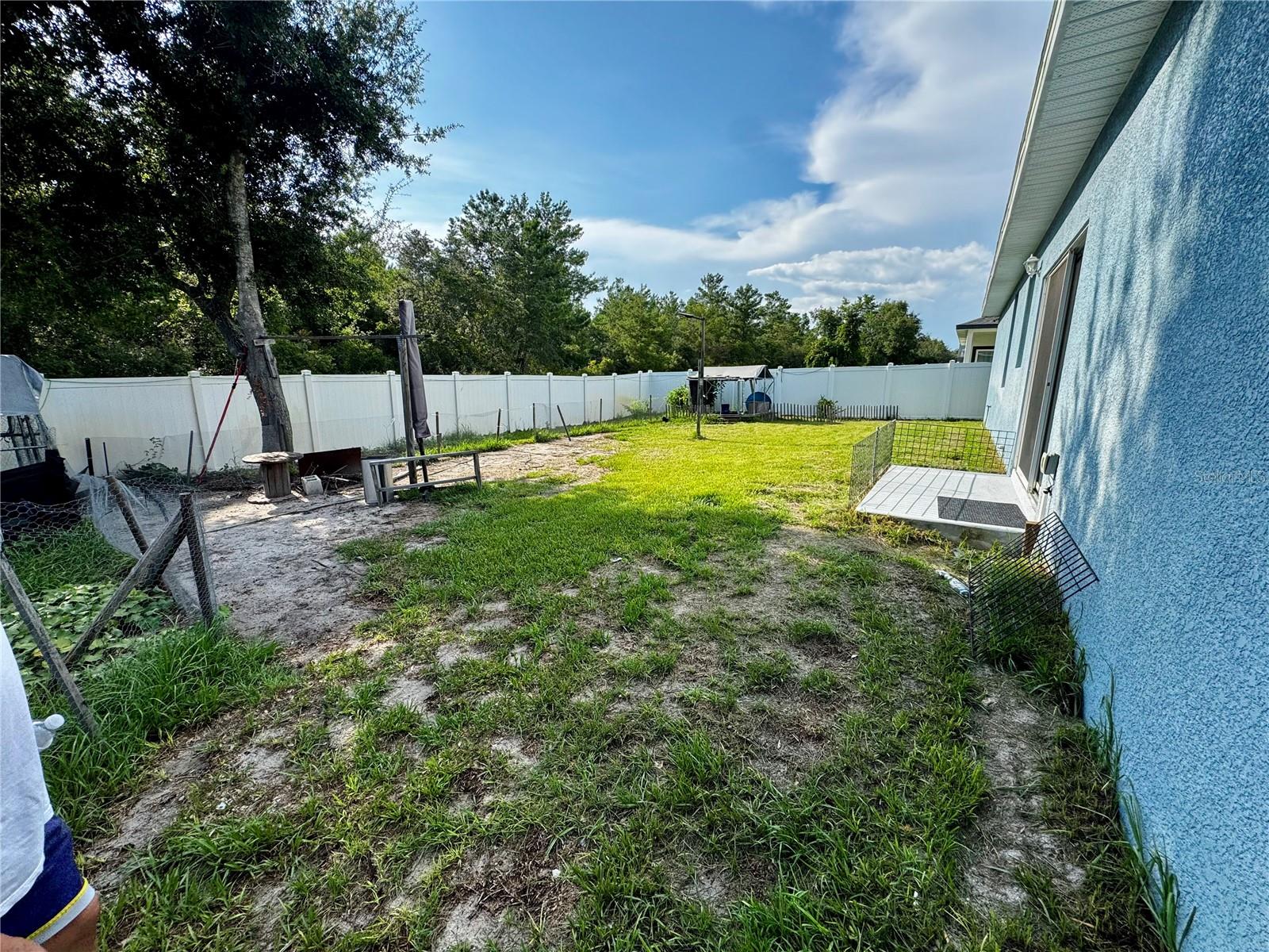 SHADEMOORE ACRES FIRST ADD - Residential