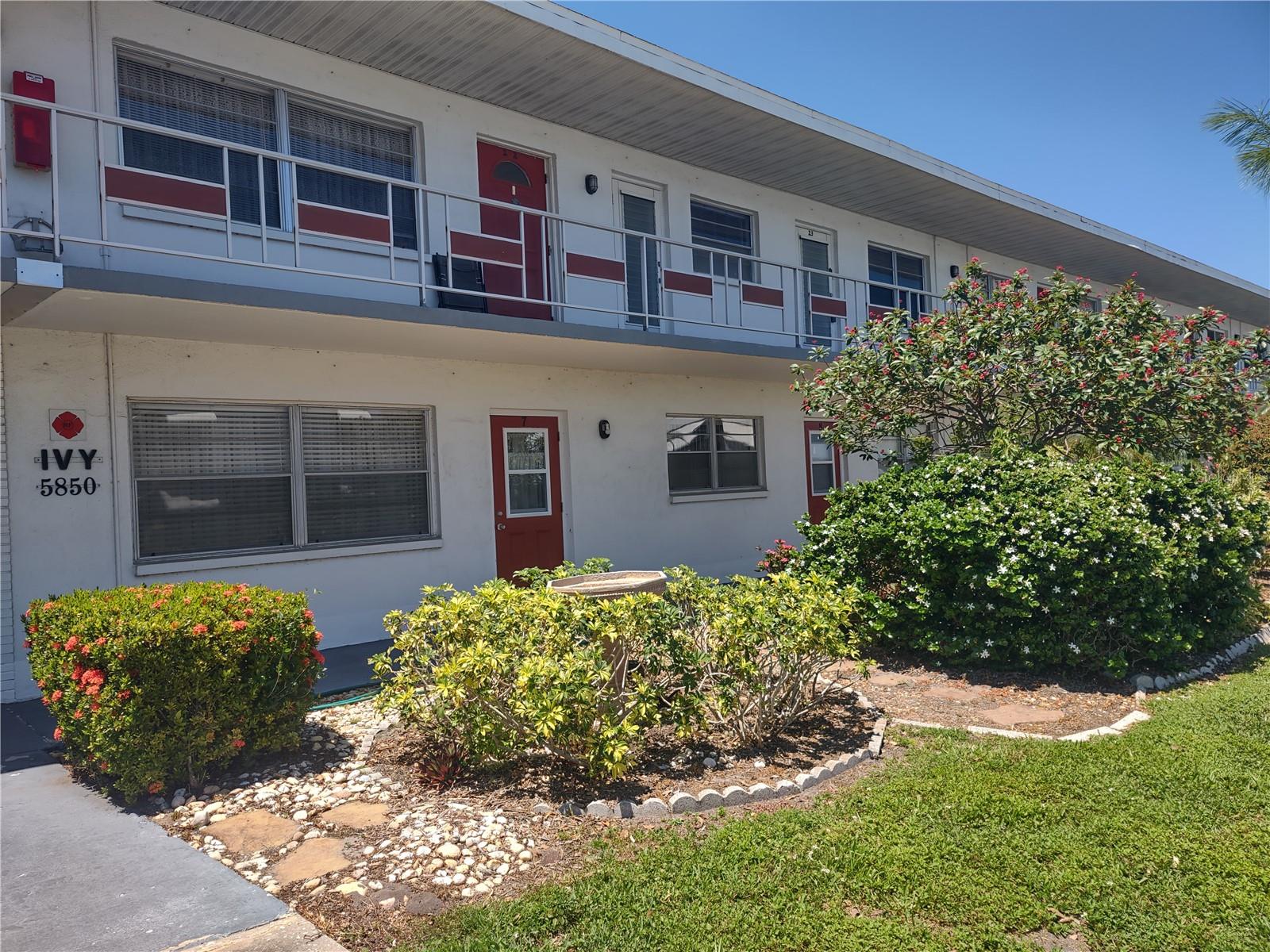 TOWN APTS CONDO - Residential Lease