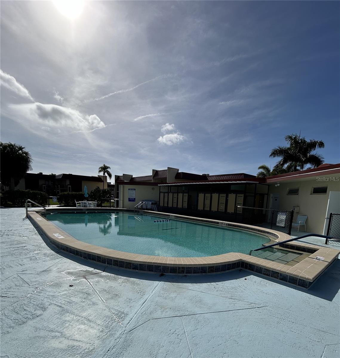 RIVERHOUSE - Residential