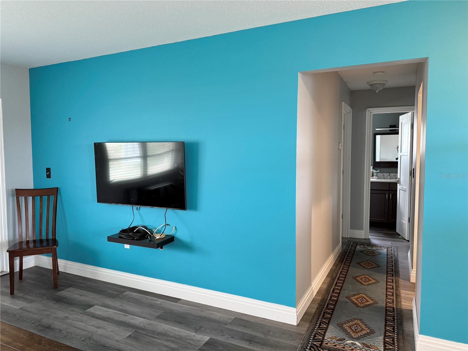PARKWAY VILLAS - Residential