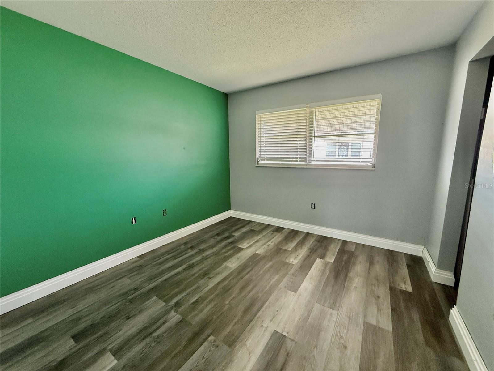 PARKWAY VILLAS - Residential