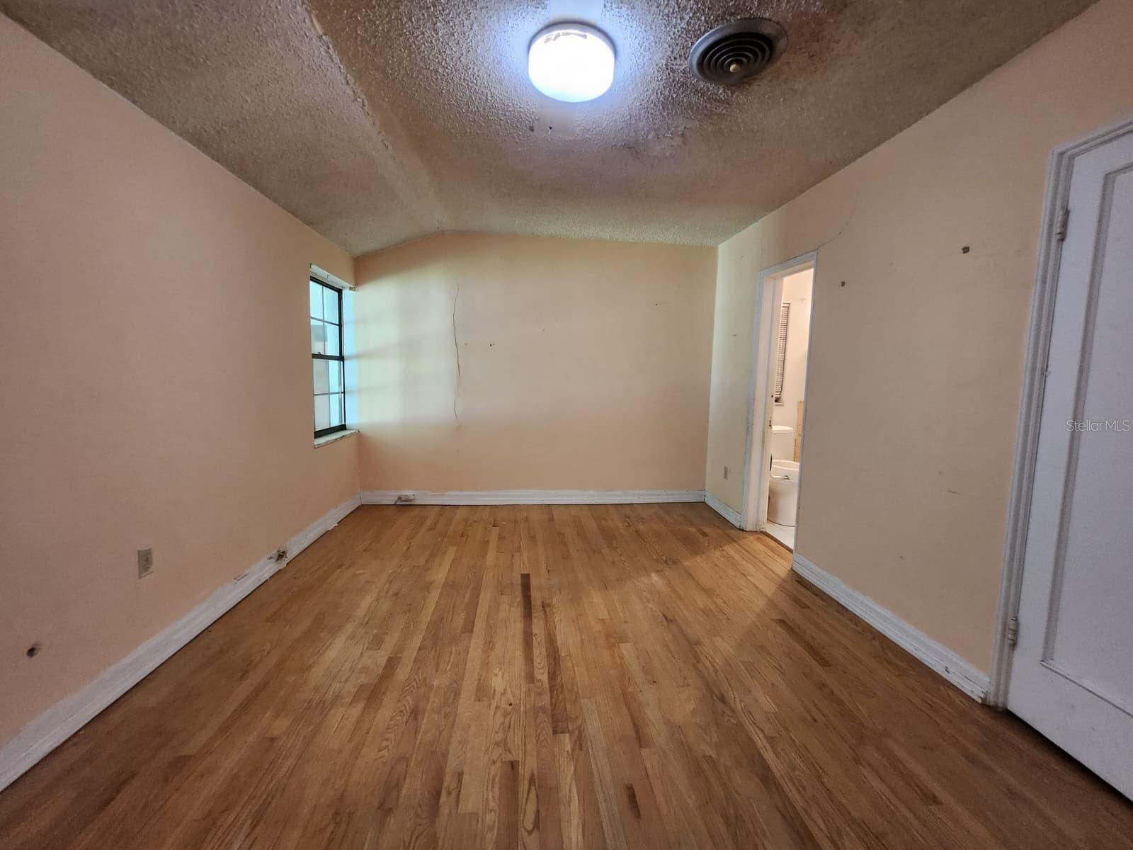 LOCKHARTS SUB - Residential