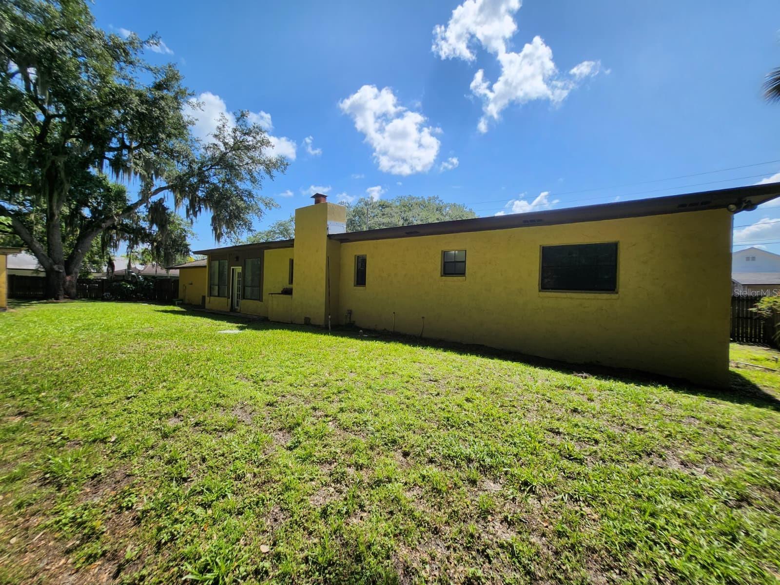 LOCKHARTS SUB - Residential