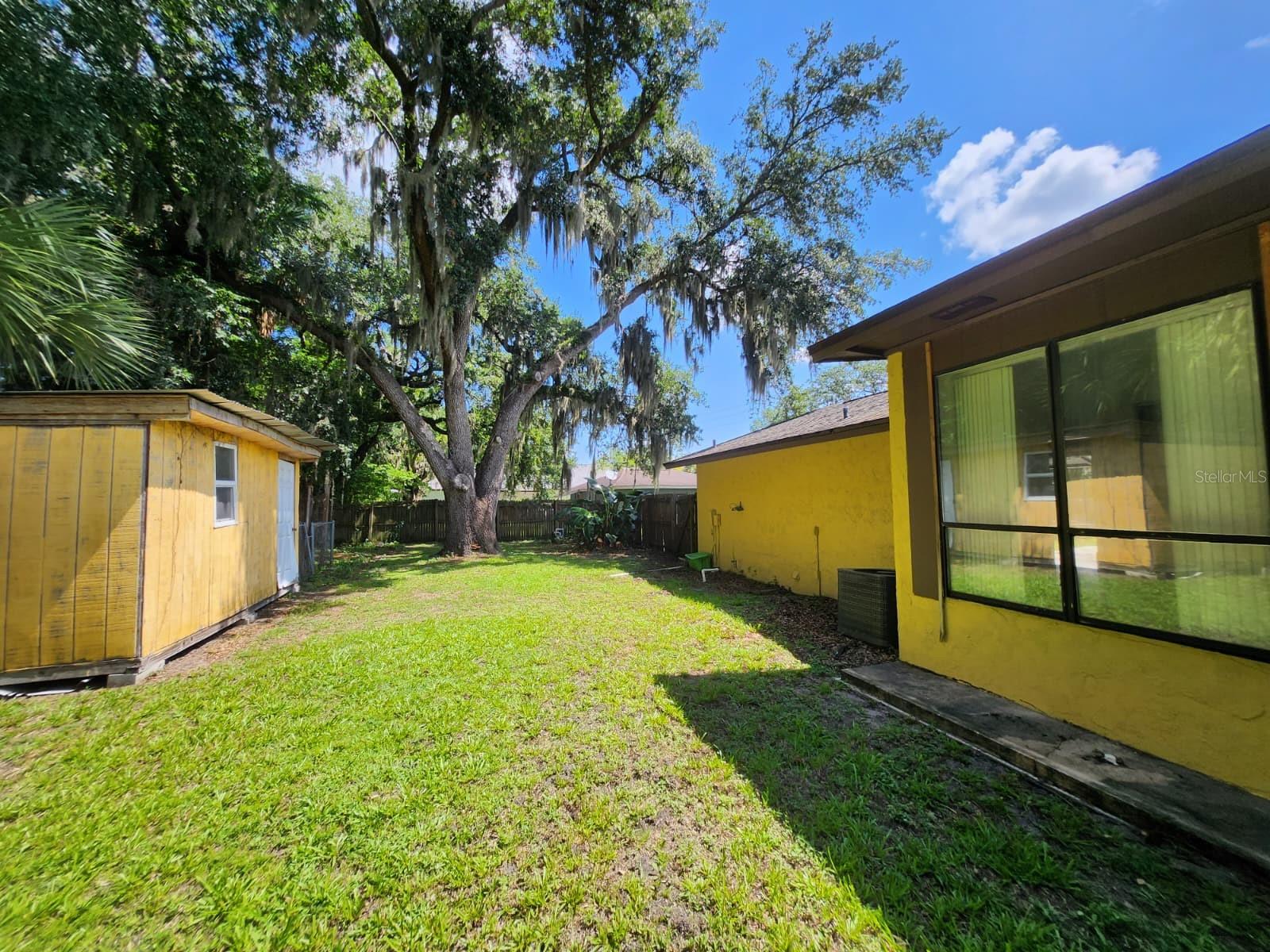 LOCKHARTS SUB - Residential