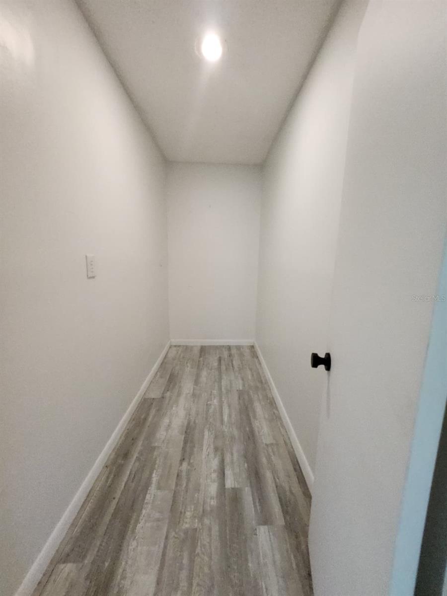LOCKHARTS SUB - Residential