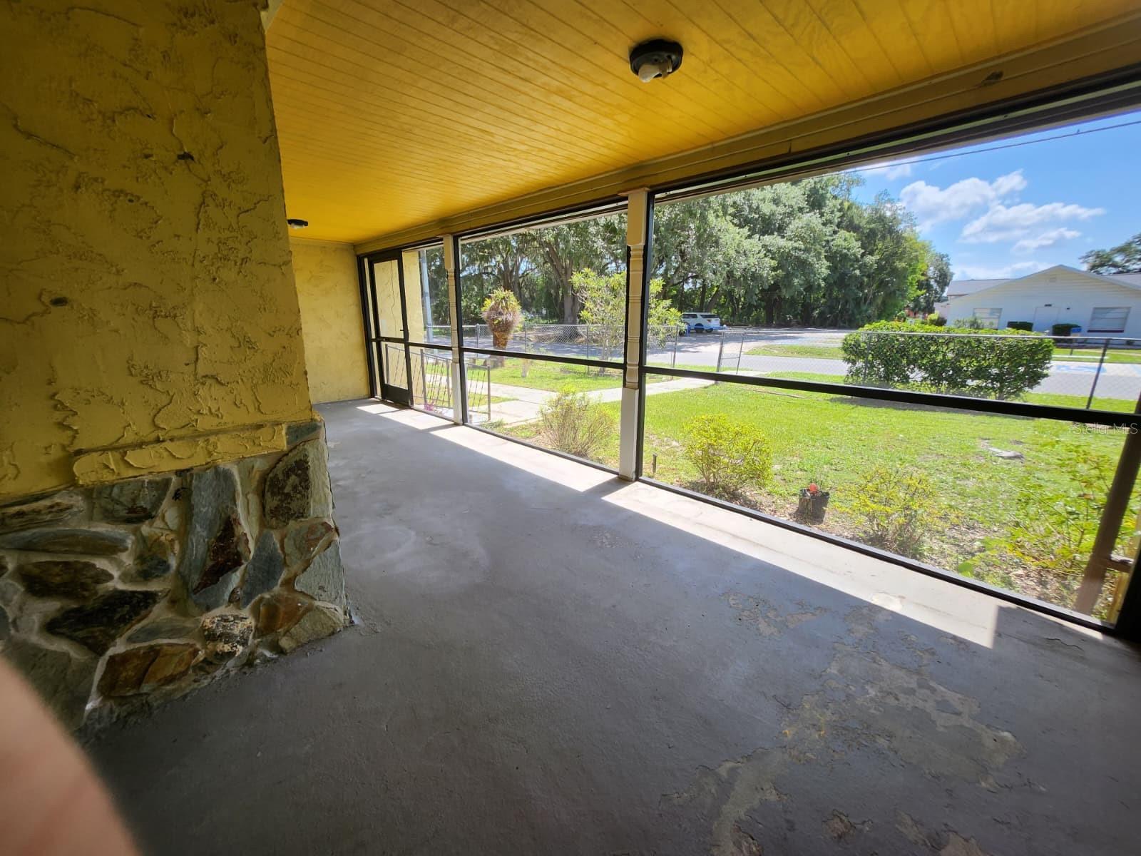 LOCKHARTS SUB - Residential