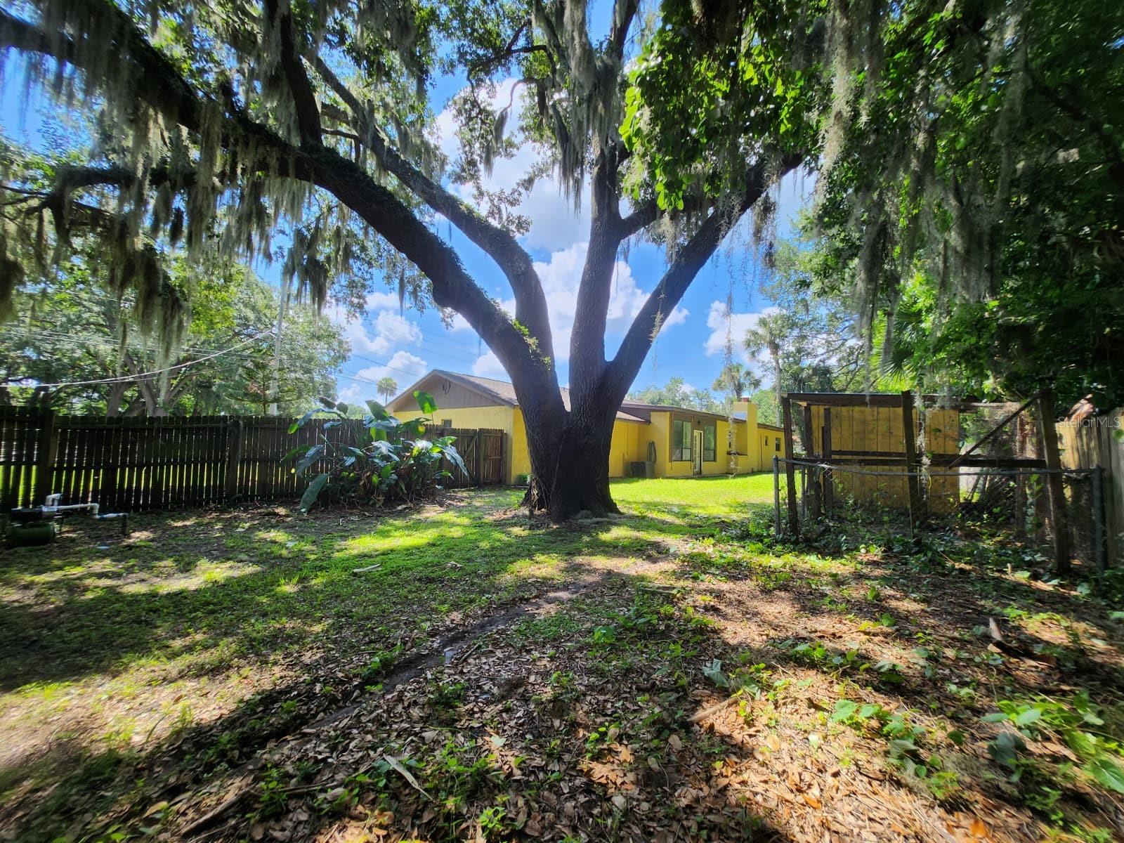 LOCKHARTS SUB - Residential