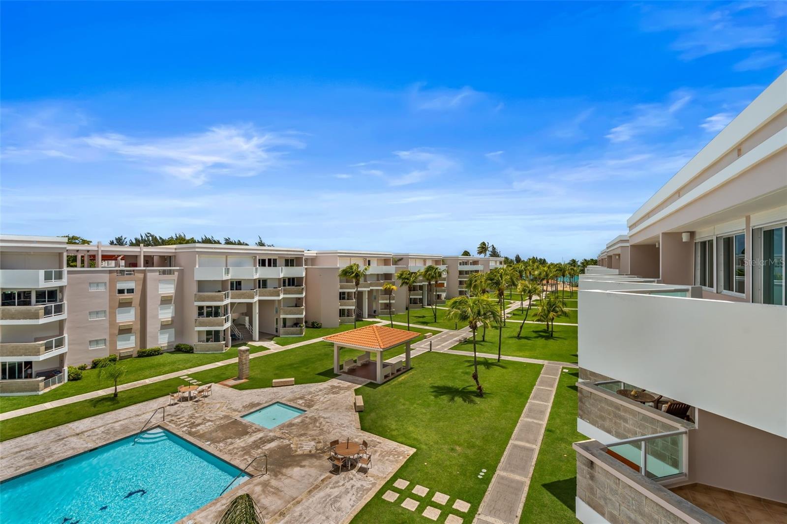 CONDOMINIO BOSQUE DEL MAR - Residential
