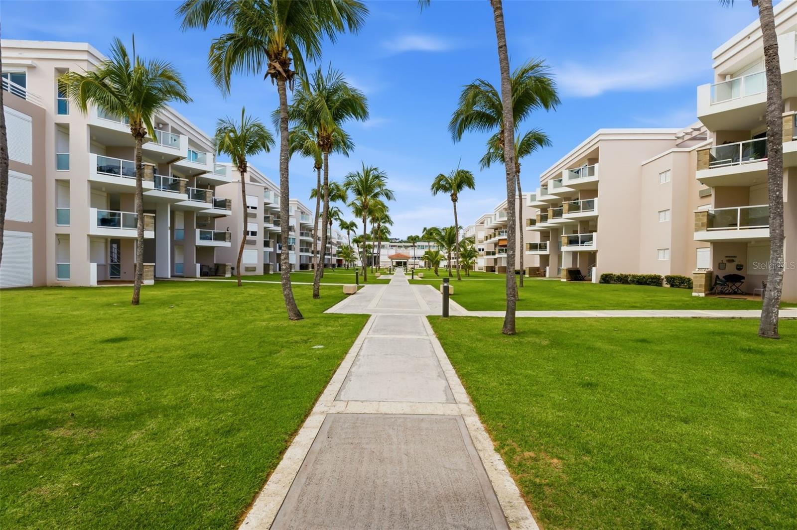 CONDOMINIO BOSQUE DEL MAR - Residential