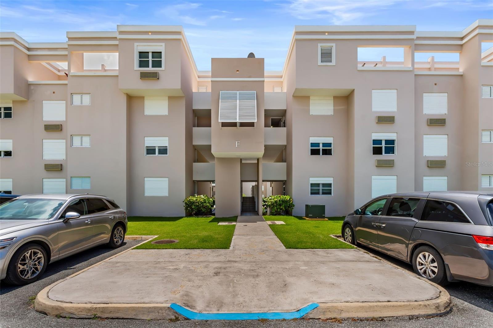 CONDOMINIO BOSQUE DEL MAR - Residential